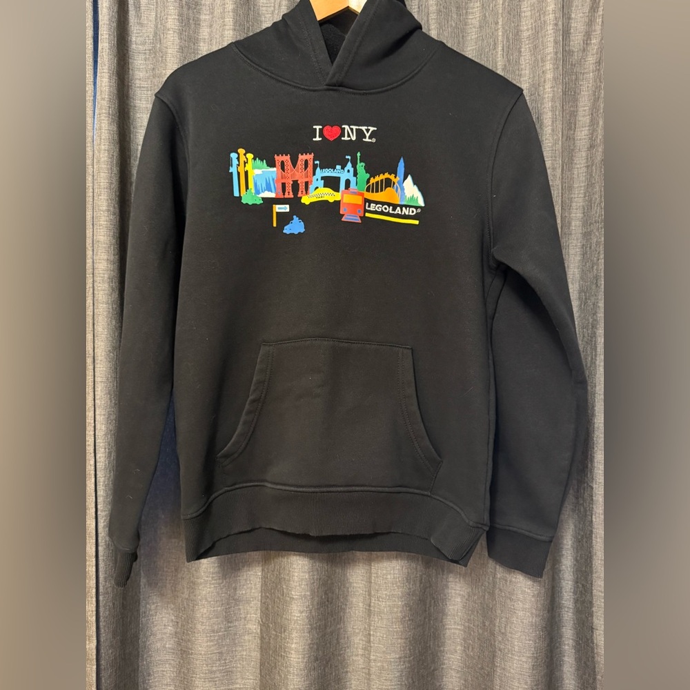 Legoland NY hoodie EUC
